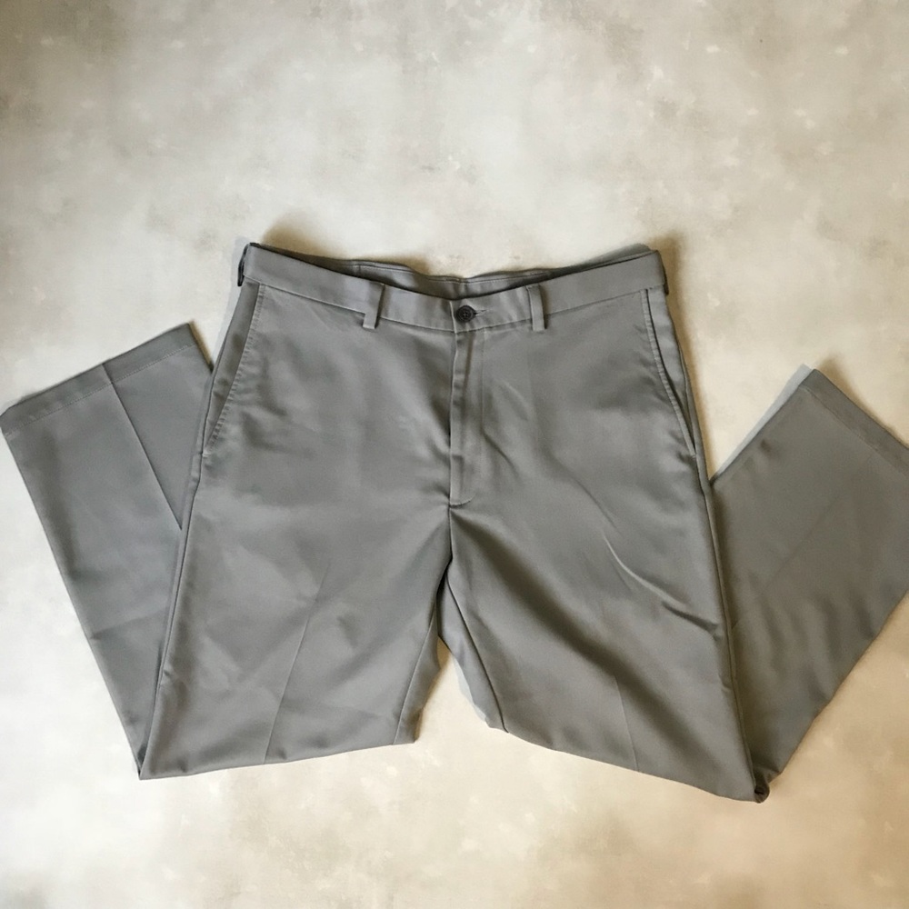 Haggar Premium No Iron Khaki